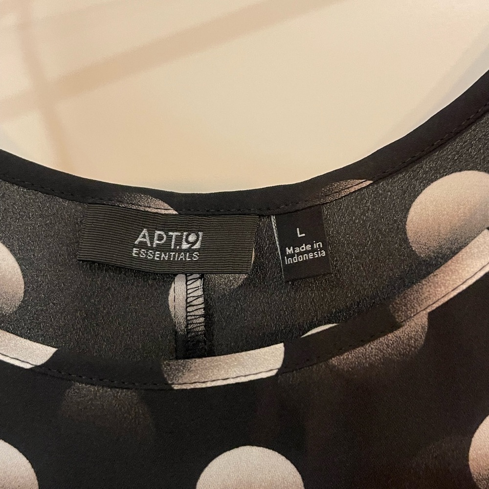 ⭐️Apt. 9 Black and White Polka Dot Camisole - Picture 2 of 4